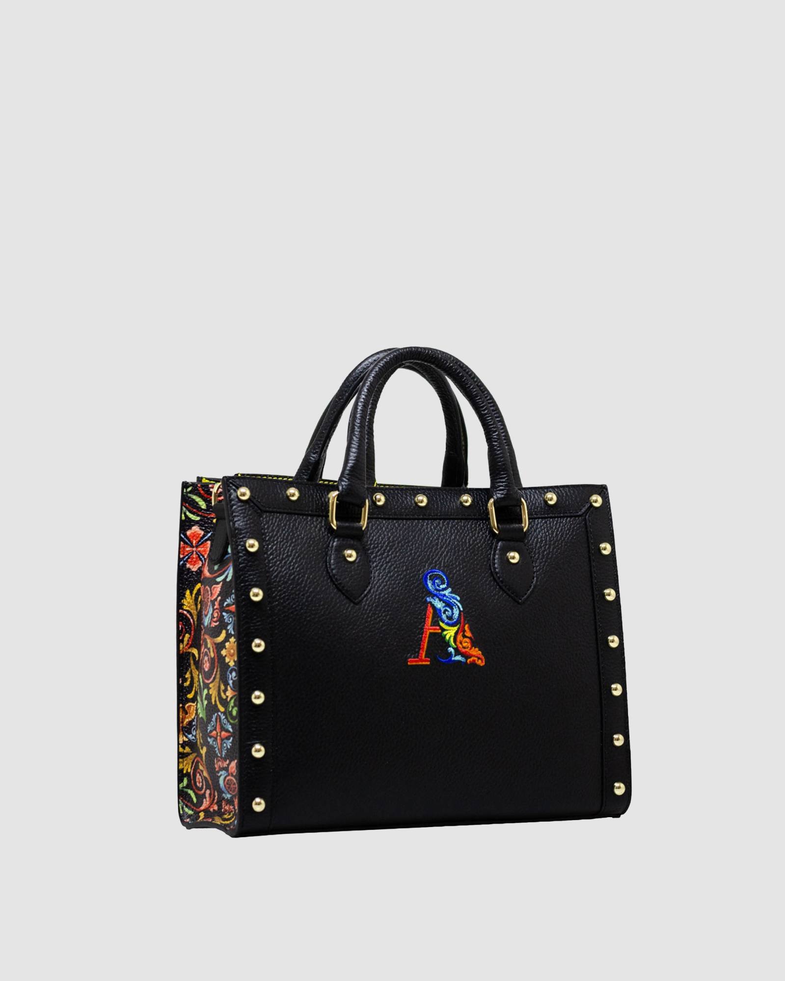 Shopping Bag small Scaramanzia nera con borchie